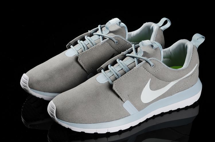 NIKE ROSHERUN NM 3M fur blanc gris nouvelles chaussures (2)